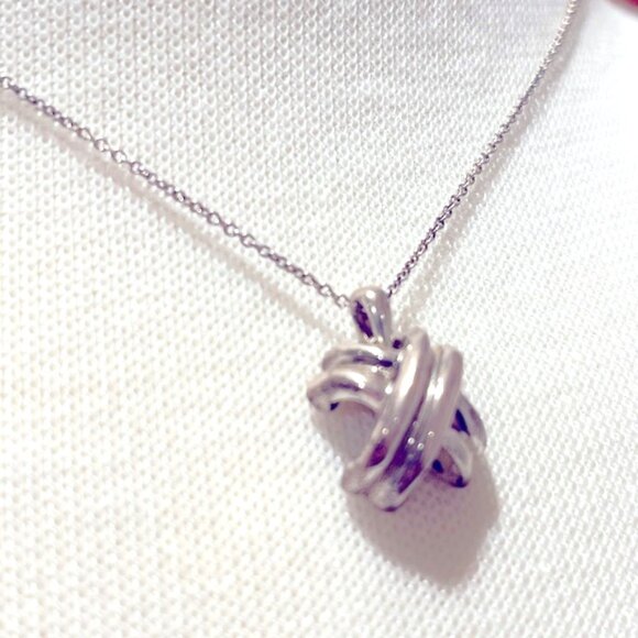 Tiffany Vintage 1990s Sterling Silver Signature X Necklace - Picture 6 of 9